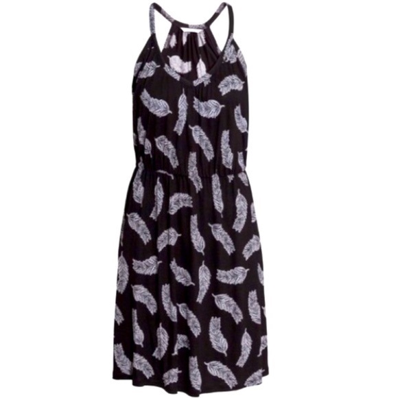H&M feather dress - Picture 1 of 2